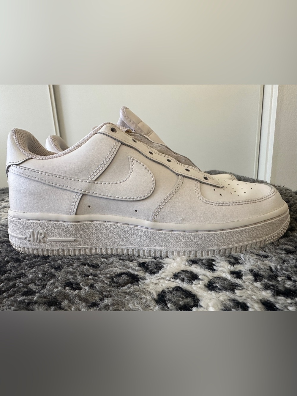 Nike Women's Off-White Low-Top Leather Sneakers